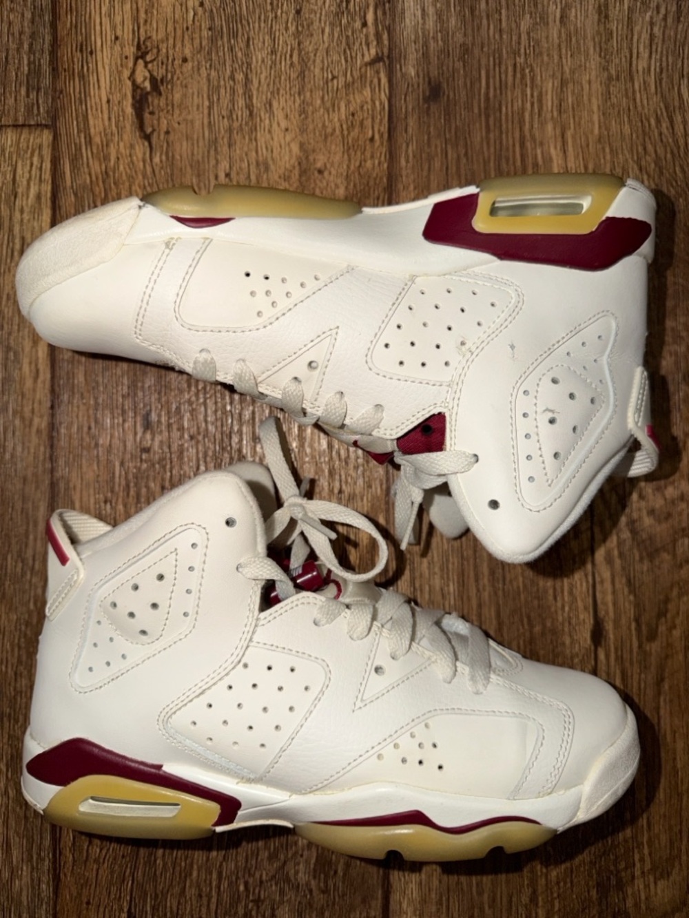 Air Jordan 6 Retro Maroon 5.5Y (W7) (M5.5)